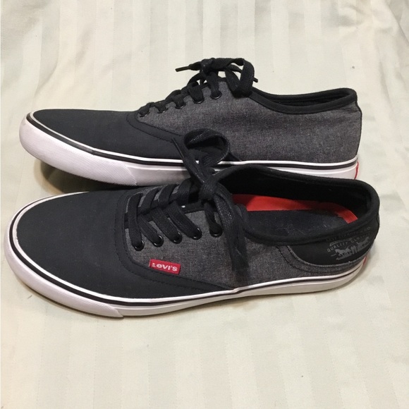 Levi’s Black & Gray Canvas Shoes